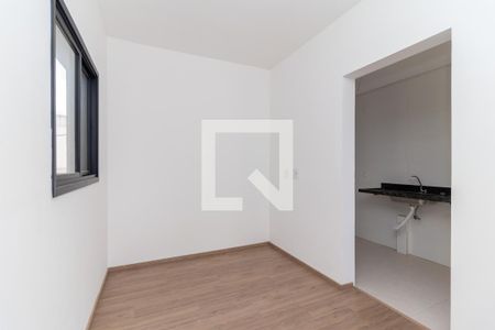 Sala de apartamento para alugar com 2 quartos, 50m² em Vila Rosaria, São Paulo