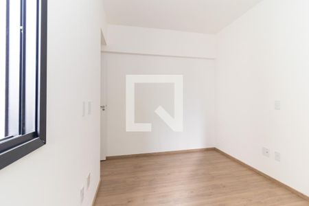 Quarto 1 de apartamento para alugar com 2 quartos, 50m² em Vila Rosaria, São Paulo