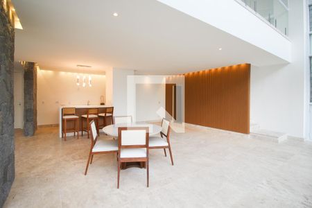 Sala de apartamento à venda com 2 quartos, 200m² em Jardim Paulistano, São Paulo