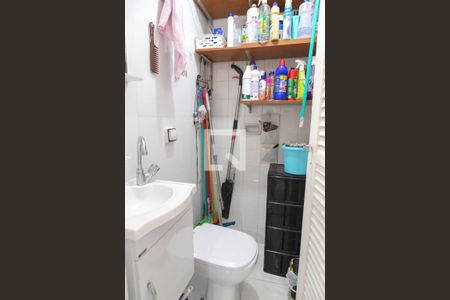 Apartamento à venda com 100m², 4 quartos e 1 vaga Apartamento à venda com 100m², 4 quartos e 1 vagaBanheiro de Serviço