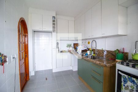 Apartamento para alugar com 168m², 3 quartos e 2 vagas Apartamento para alugar com 168m², 3 quartos e 2 vagasCozinha