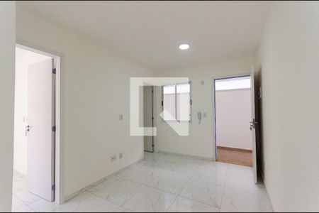 Sala de apartamento para alugar com 2 quartos, 38m² em Vila Santa Edwiges, São Paulo