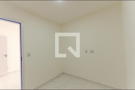 Quarto 1 de apartamento para alugar com 2 quartos, 38m² em Vila Santa Edwiges, São Paulo