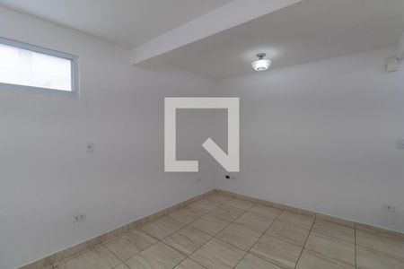 Sala / Quarto de casa para alugar com 1 quarto, 50m² em Jardim Gonzaga, São Paulo