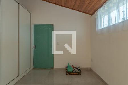 Quarto 2 de casa para alugar com 3 quartos, 100m² em Alípio de Melo, Belo Horizonte