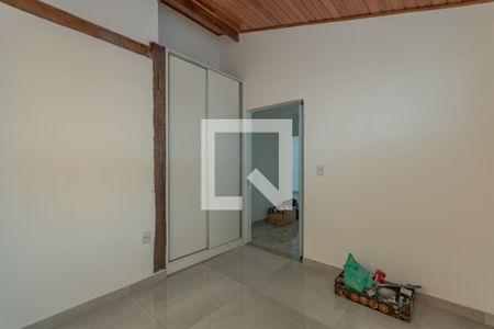 Quarto 2 de casa para alugar com 3 quartos, 100m² em Alípio de Melo, Belo Horizonte