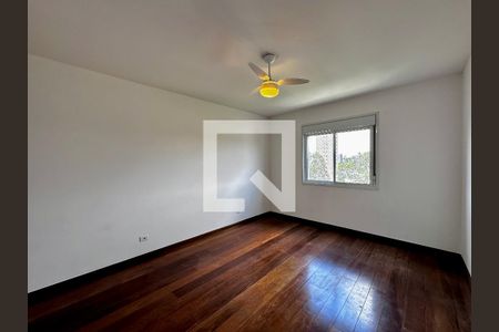 Suíte de apartamento à venda com 4 quartos, 180m² em Granja Julieta, São Paulo