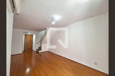 Apartamento à venda com 170m², 3 quartos e 2 vagasSala