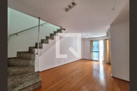 Apartamento à venda com 170m², 3 quartos e 2 vagasSala