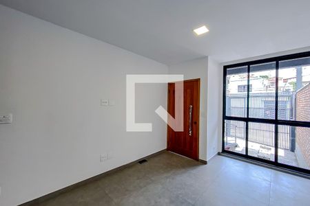 Sala de casa à venda com 3 quartos, 160m² em Vila Bertioga, São Paulo