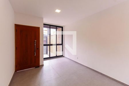 Sala de casa à venda com 3 quartos, 160m² em Vila Bertioga, São Paulo