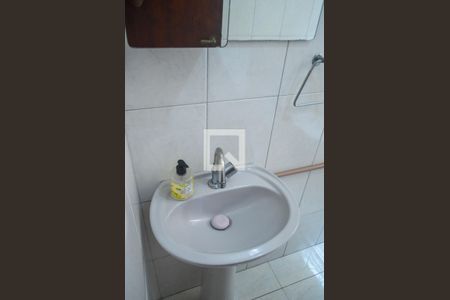 Lavabo de casa à venda com 2 quartos, 180m² em Vila Carrão, São Paulo