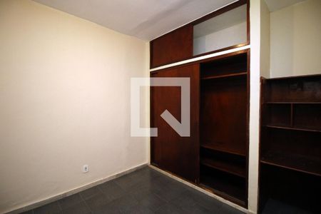 Quarto 2 de casa à venda com 2 quartos, 150m² em Olaria, Rio de Janeiro