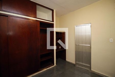 Quarto 2 de casa à venda com 2 quartos, 150m² em Olaria, Rio de Janeiro