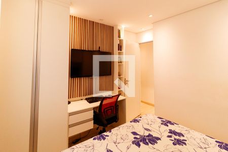 Quarto  de apartamento à venda com 2 quartos, 49m² em Parque Edu Chaves, São Paulo