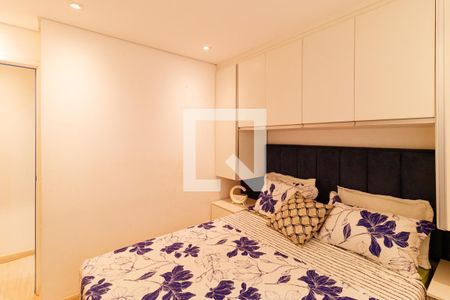 Quarto  de apartamento à venda com 2 quartos, 49m² em Parque Edu Chaves, São Paulo