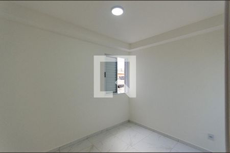 Quarto 2 de apartamento para alugar com 2 quartos, 41m² em Vila Santa Edwiges, São Paulo