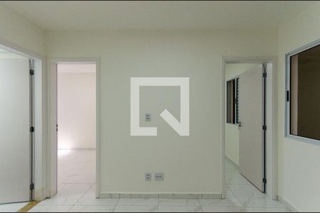 Sala de apartamento para alugar com 2 quartos, 38m² em Vila Santa Edwiges, São Paulo