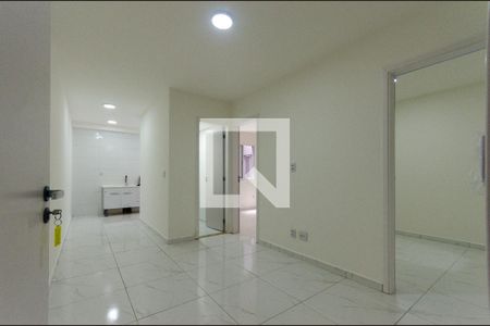 Sala de apartamento para alugar com 2 quartos, 38m² em Vila Santa Edwiges, São Paulo