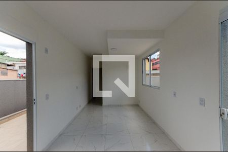 Sala de apartamento para alugar com 1 quarto, 32m² em Vila Santa Edwiges, São Paulo