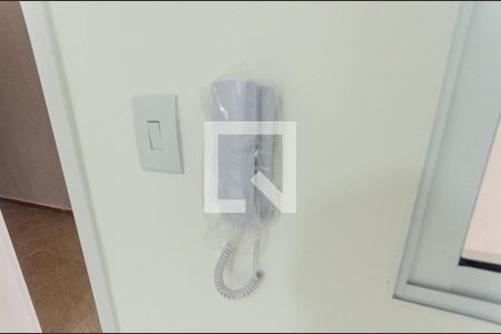 Sala - interfone de apartamento para alugar com 2 quartos, 38m² em Vila Santa Edwiges, São Paulo