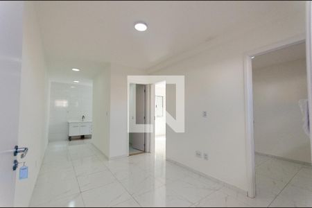 Sala de apartamento para alugar com 2 quartos, 38m² em Vila Santa Edwiges, São Paulo