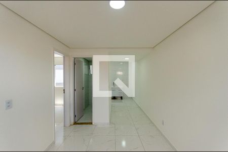 Sala de apartamento para alugar com 2 quartos, 38m² em Vila Santa Edwiges, São Paulo