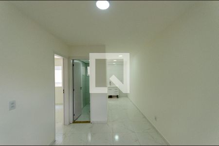 Sala de apartamento para alugar com 2 quartos, 38m² em Vila Santa Edwiges, São Paulo