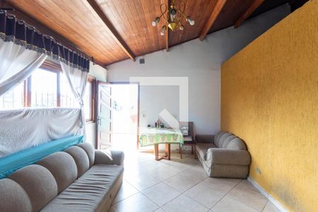 Sala de casa para alugar com 5 quartos, 120m² em Jardim Hercilia, São Paulo