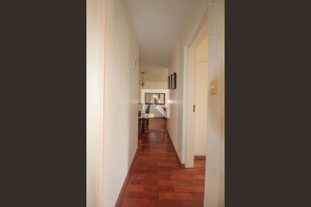 Corredor de apartamento à venda com 3 quartos, 94m² em Jardim Brasil, Campinas