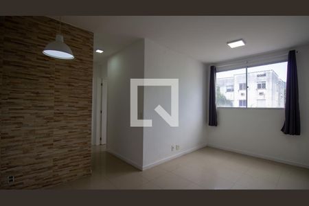 Sala de apartamento para alugar com 2 quartos, 48m² em Vargem Pequena, Rio de Janeiro