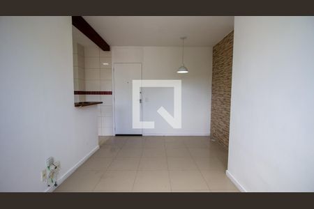 Sala de apartamento para alugar com 2 quartos, 48m² em Vargem Pequena, Rio de Janeiro