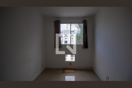 Quarto 1 de apartamento para alugar com 2 quartos, 48m² em Vargem Pequena, Rio de Janeiro