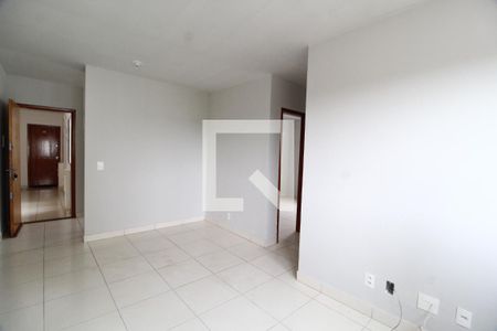 Sala de apartamento para alugar com 2 quartos, 50m² em Jardim Holanda, Uberlândia