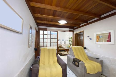 Sala de TV de casa para alugar com 3 quartos, 105m² em Rio dos Sinos, São Leopoldo