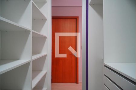 Closet da suíte de apartamento para alugar com 2 quartos, 92m² em Pátria Nova, Novo Hamburgo