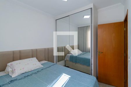 Quarto 2 de apartamento à venda com 2 quartos, 75m² em Arvoredo, Contagem