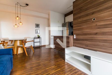 Sala de TV de apartamento à venda com 2 quartos, 67m² em Empresarial 18 do Forte, Barueri