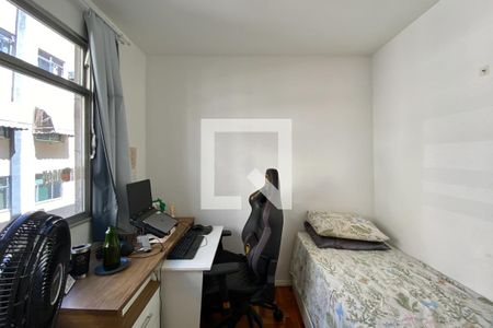 Quarto 1 de apartamento à venda com 2 quartos, 55m² em Laranjeiras, Rio de Janeiro