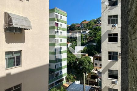 Vista de apartamento à venda com 2 quartos, 55m² em Laranjeiras, Rio de Janeiro