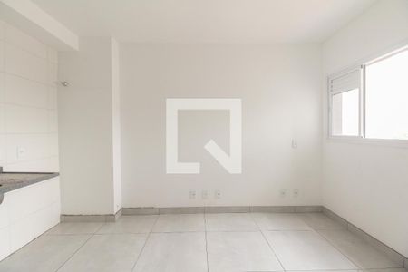 Studio - Sala e Quarto de kitnet/studio para alugar com 1 quarto, 30m² em Vila Carrão, São Paulo