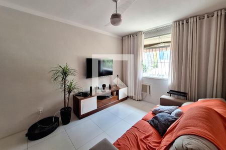 Sala de apartamento para alugar com 2 quartos, 90m² em Santa Rosa, Niterói