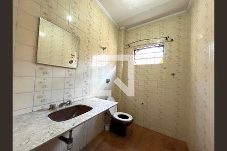 Lavabo de casa para alugar com 3 quartos, 220m² em Jardim Jabaquara, São Paulo