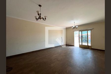 Sala de casa para alugar com 3 quartos, 220m² em Jardim Jabaquara, São Paulo