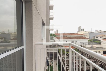 Varanda  de apartamento para alugar com 2 quartos, 43m² em Vila Carrão, São Paulo