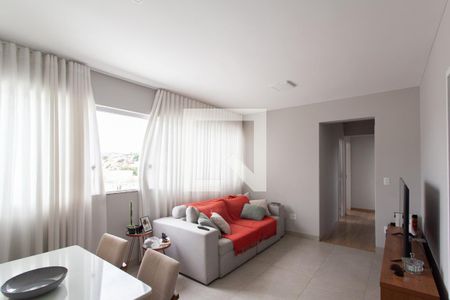 Sala de apartamento à venda com 3 quartos, 76m² em Candelária, Belo Horizonte