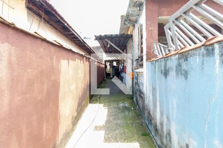 Casa à venda com 250m², 4 quartos e 2 vagas Casa à venda com 250m², 4 quartos e 2 vagasCorredor