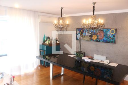 Sala de apartamento à venda com 3 quartos, 128m² em Jardim Sao Caetano, São Caetano do Sul