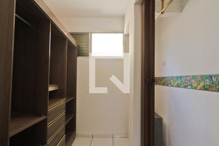 Closet de apartamento para alugar com 2 quartos, 75m² em Vila Siqueira (zona Norte), São Paulo