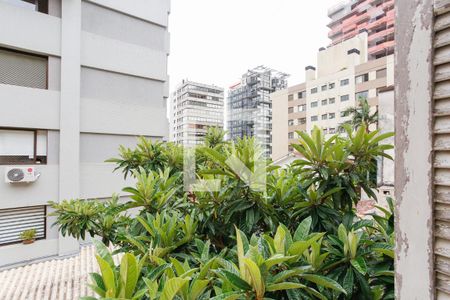 Vista sala de apartamento à venda com 1 quarto, 37m² em Petrópolis, Porto Alegre